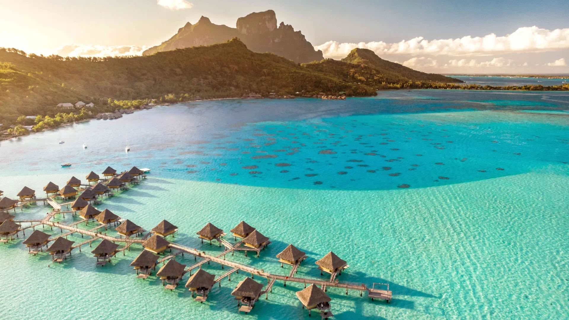 Vacation in Bora Bora - Tahiti Tourisme